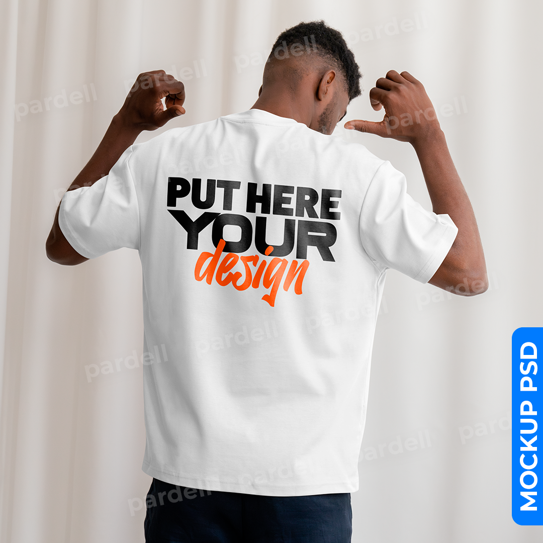 T-shirt Mockup Customisable PSD