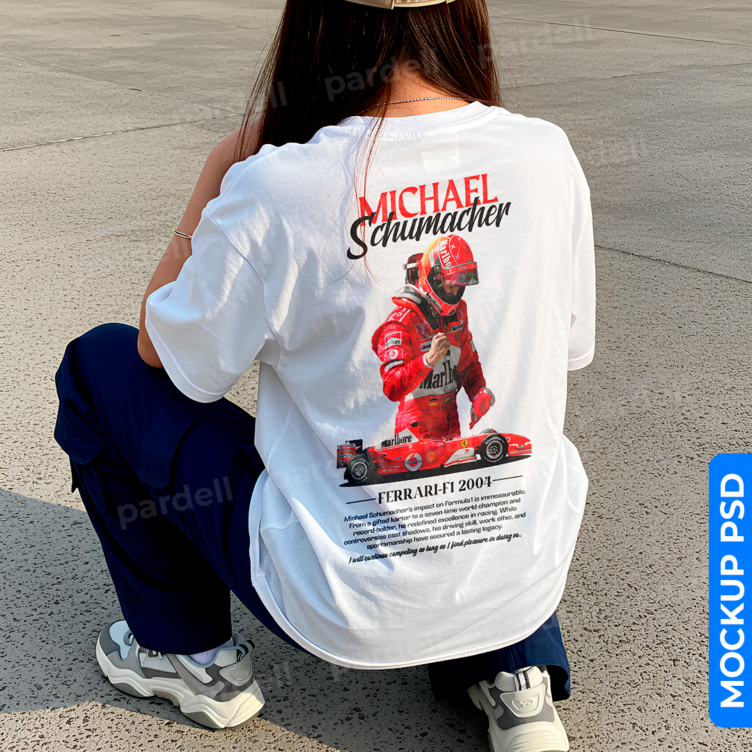 T-shirt Mockup Customisable PSD