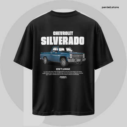 Sportscar-inspired T-shirt illustration – digital